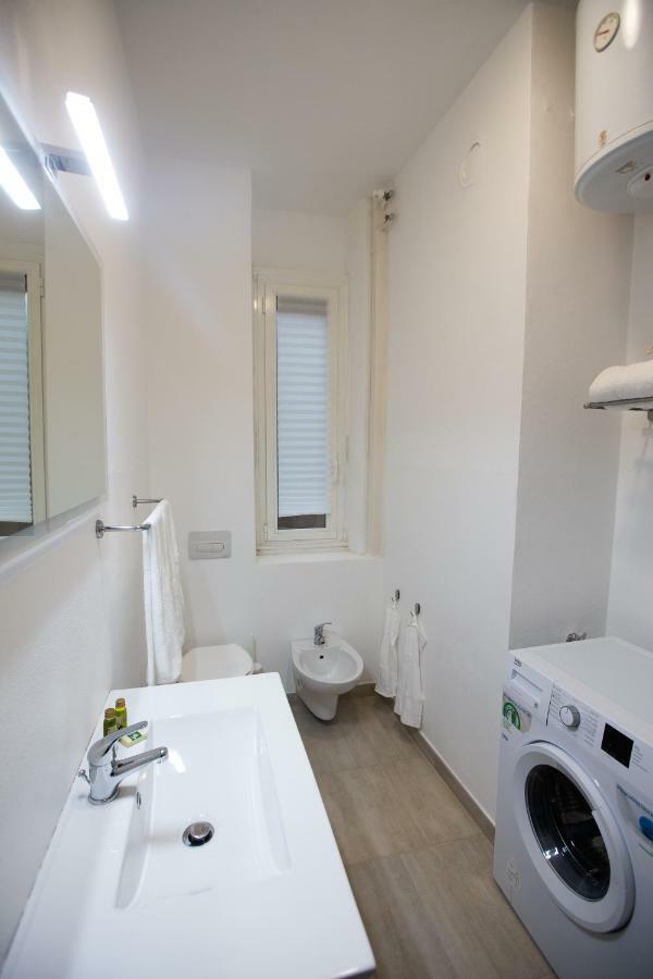 Apartment Via Treviso 6 Milano Eksteriør bilde